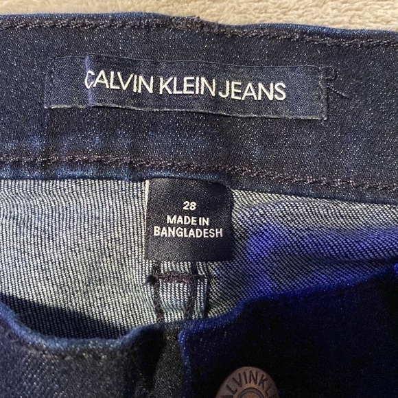 Calvin Klein Jeans - Picture 2 of 4